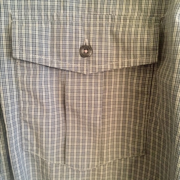 Men’s Nautica Shirt - Picture 7 of 7